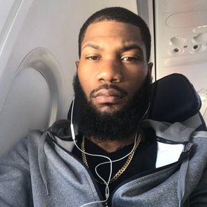 Meet your Posher, Quinn